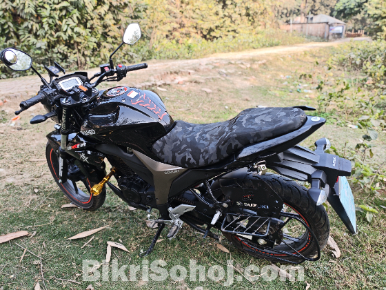 Suzuki Gixxer Monotone